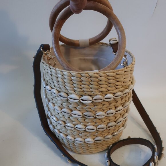 NWOT Womens Poolside NY Natural The Bobbi Straw Shell-Embellished Bucket Bag - Picture 7 of 15